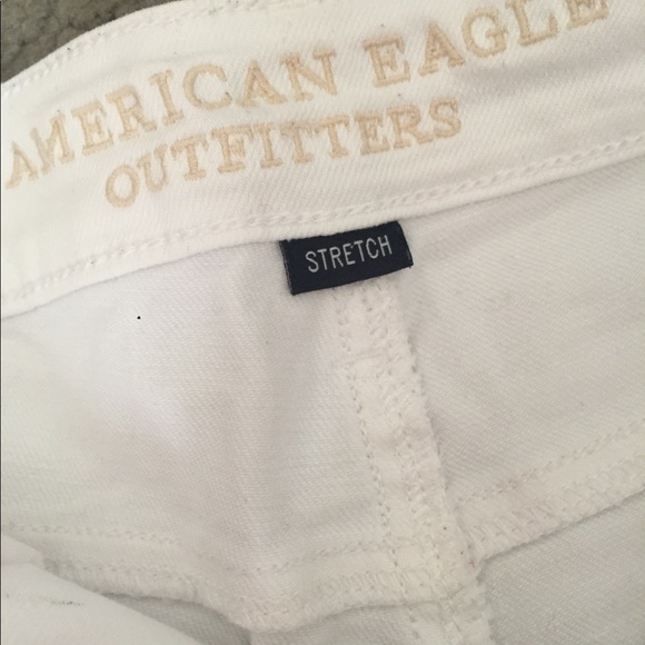 White American Eagle shorts - Picture 3 of 4
